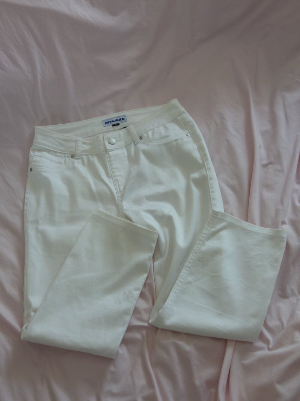 NYGARD White Slim Leg Capris Pants Women's Size 10